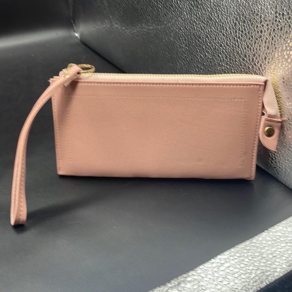 New without tag Zippered Saffiano Slim Envelope Wristlet wallet